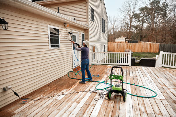 Best Deck Pressure Washing  in Green Bay, WI